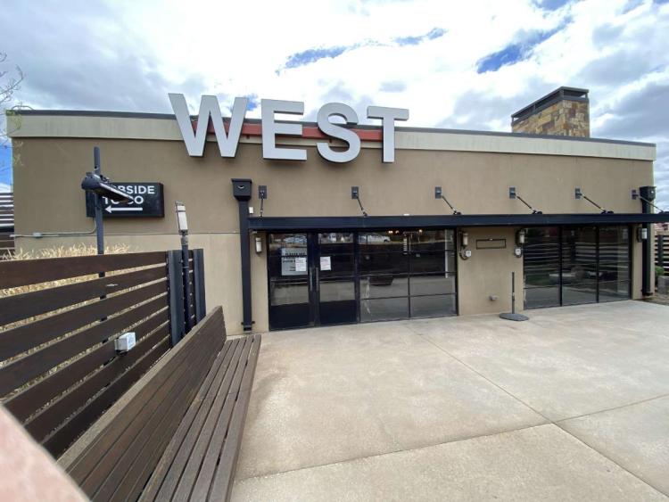 Freestanding restaurant for Lease, Oklahoma City, OK exterior photo-5