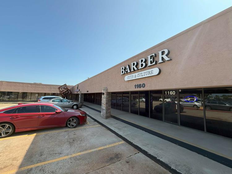 retail, medical space for lease Midwest City, OK exterior photo