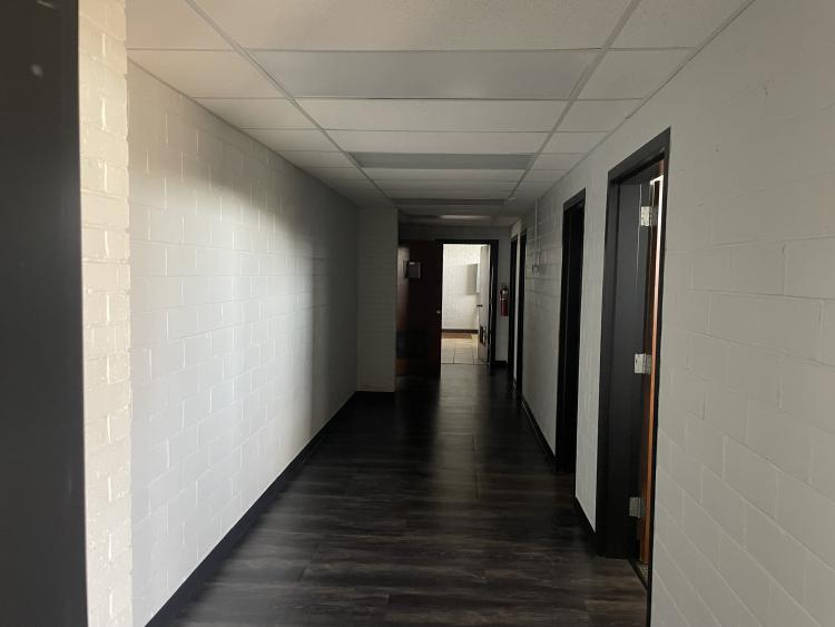 office/retail building for lease, NE Oklahoma City, OK interior photo