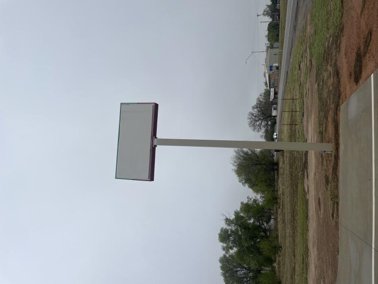 freestanding building for sublease Laverne, Ok pylon sign
