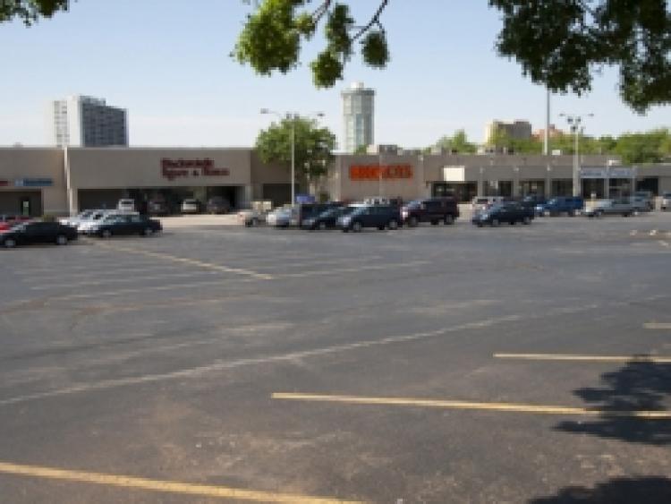 Mayfair Place retail space for lease Oklahoma City, Ok exterior photo2