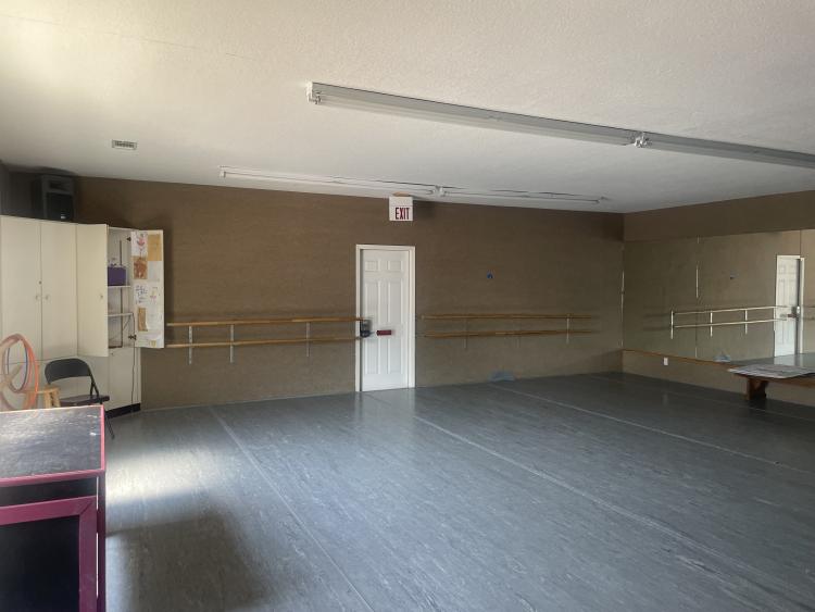Former Dance Studio for lease Ardmore, OK