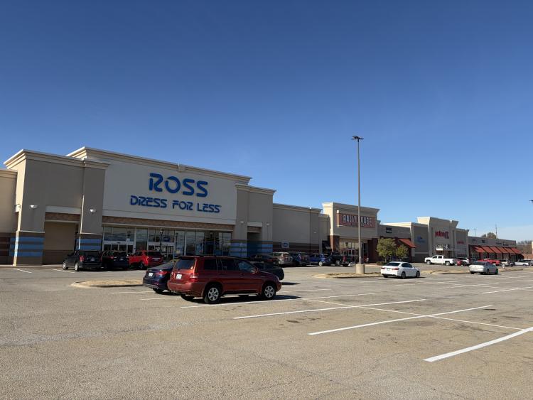 Lakeview Pointe Shopping Center - Stillwater, OK - exterior photo
