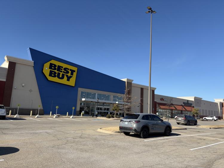 Lakeview Pointe Shopping Center - Stillwater, OK - exterior photo