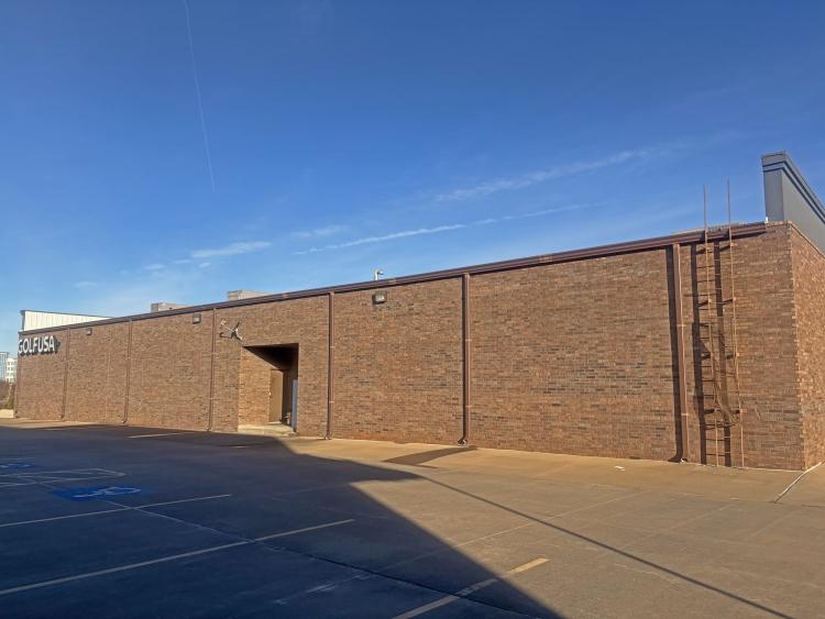 retail space for lease north Oklahoma City, OK exterior photo