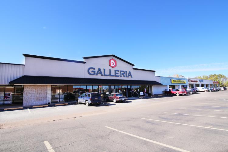 Guthrie Plaza retail space for lease Guthrie, OK exterior photo3