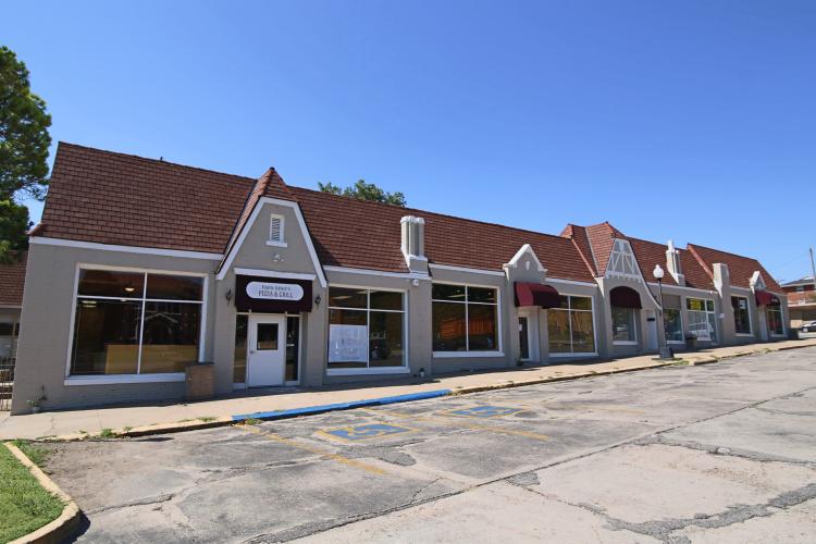Culbertson Plaza retail space for lease Oklahoma City, OK exterior photo2
