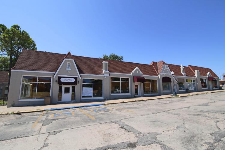 Culbertson Plaza retail space for lease Oklahoma City, OK exterior photo4