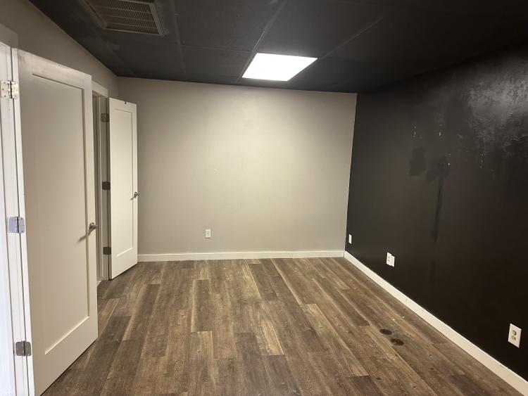 11914 N Pennsylvania Avenue - B4