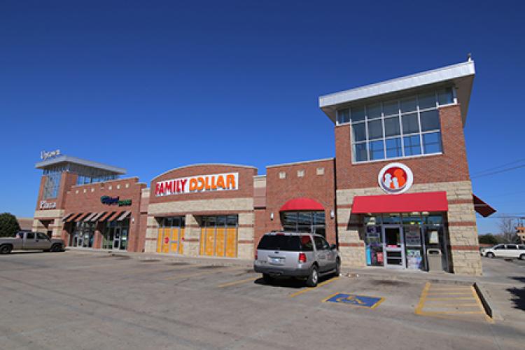 Uptown Plaza retail space for lease Midwest City, Ok exterior photo2