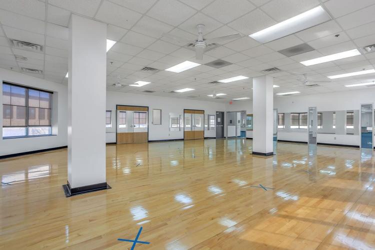 1100 N Classen Dr-Office/Retail space for lease, Oklahoma City, Ok - interior photo- large space-wood floors- 2nd view