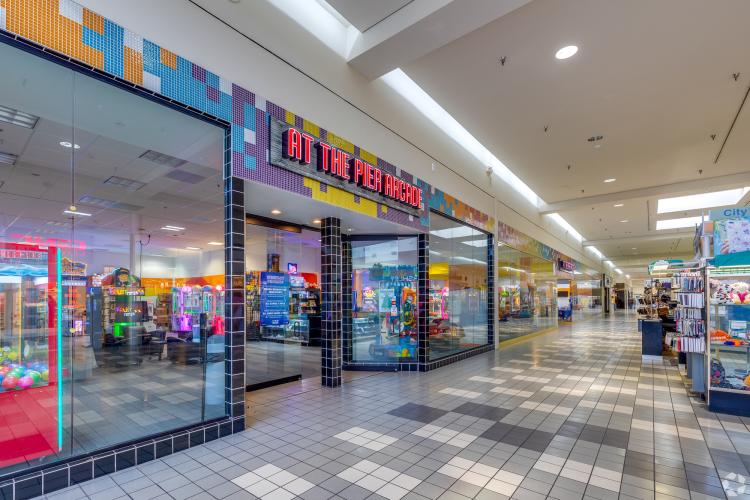 Shawnee Mall for lease, Shawnee, OK interior photo