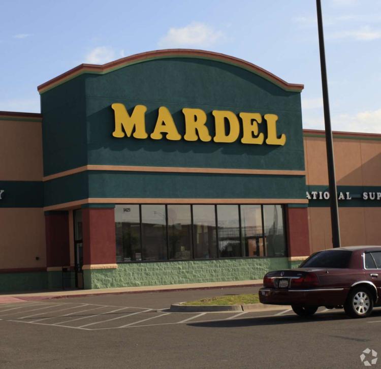 retail space for lease south Oklahoma City, OK exterior photo of Mardel