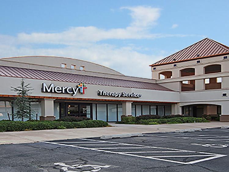 Quailbrook Plaza retail space for lease Oklahoma City, OK exterior photo2