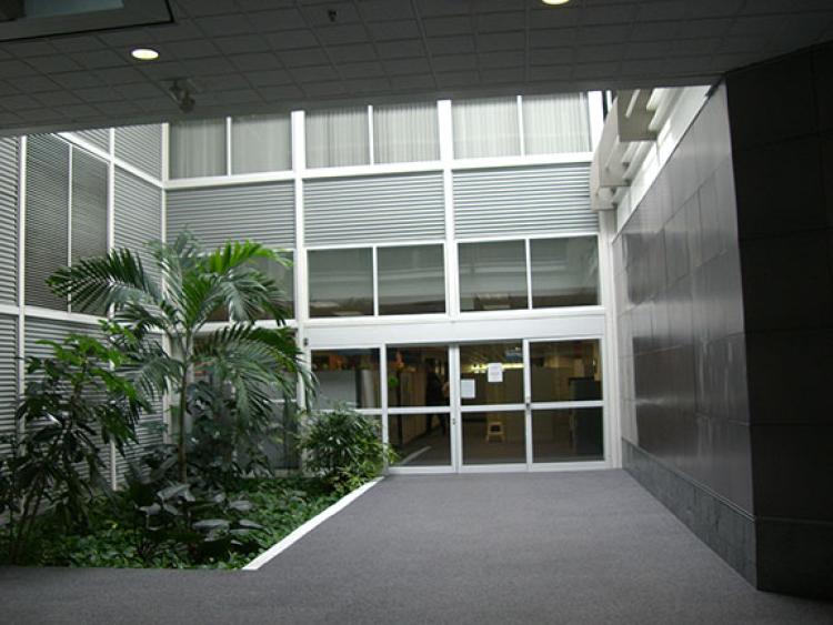Verizon Cherokee Campus Office Space For Lease - Common Area