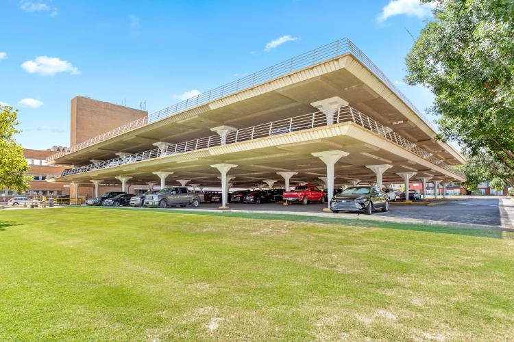 Pasteur Building 1111 N Lee, Oklahoma City office space for lease - exterior photo-parking