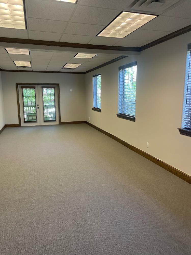 21 Atlanta Place - For Lease - Open Office Area