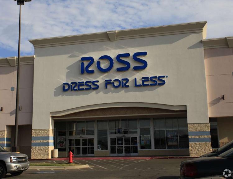 retail space for lease south Oklahoma City, OK exterior photo of Ross