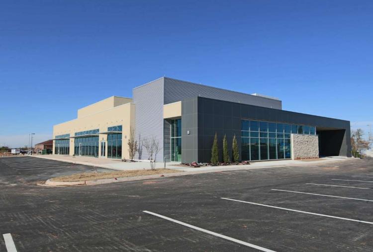 Saint Anthony Mustang Healthplex retail space for lease Mustang, Ok exterior photo2