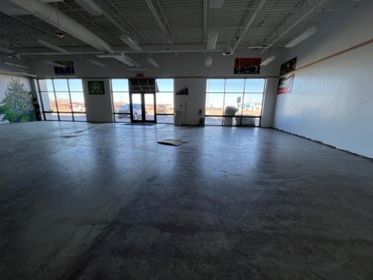 retail space for lease Guthrie Ok - interior photo Suite C