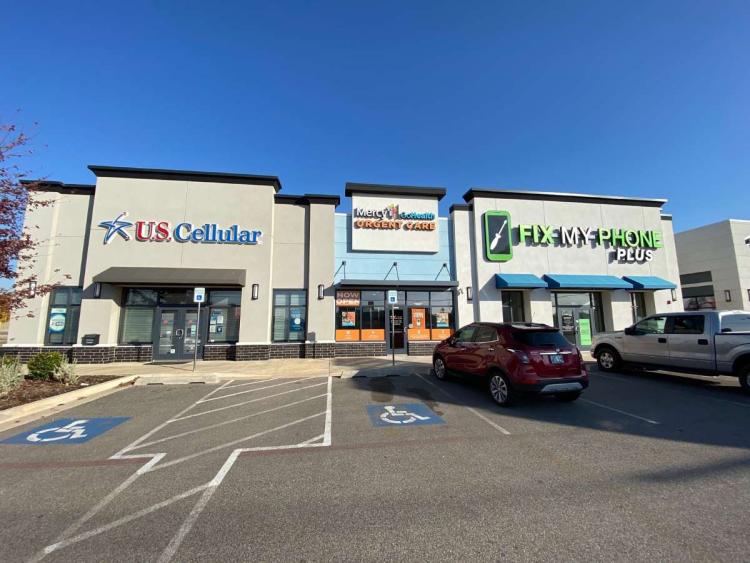Retail space for lease on SW 19th, Moore, OK exterior photo-2