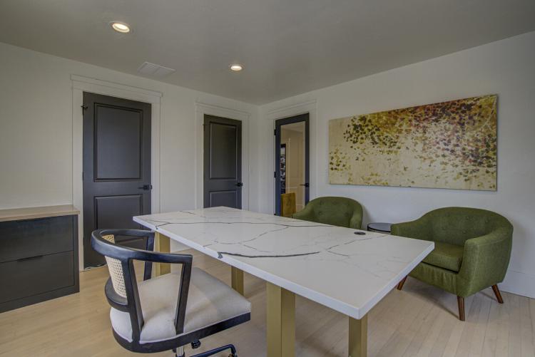 office executive suite for lease, Oklahoma City, OK interior photo