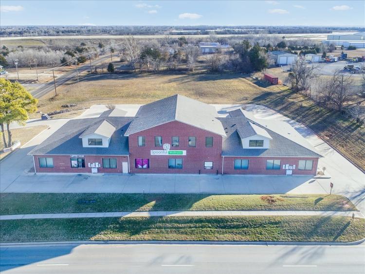 office, retail or medical building for lease, Guthrie, Ok