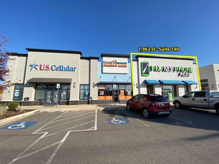 retail space for lease SW 19th, Moore, OK exterior photo