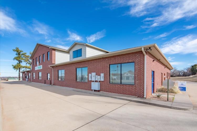 office, retail or medical building for lease, Guthrie, Ok
