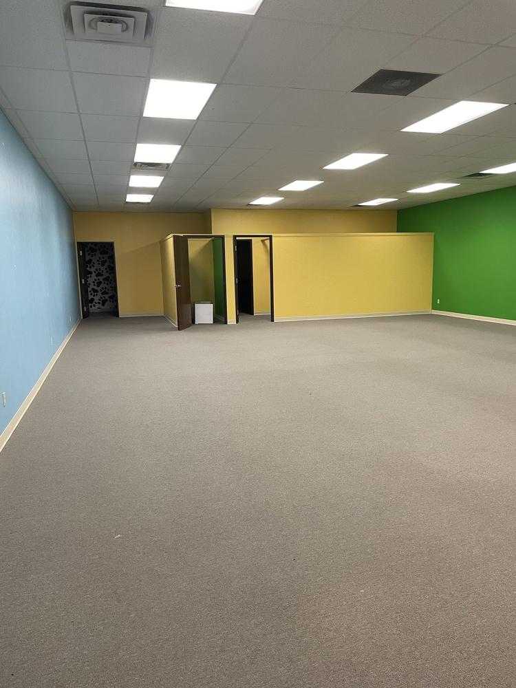 Shopping Center retail space for lease Oklahoma City, Ok interior photo