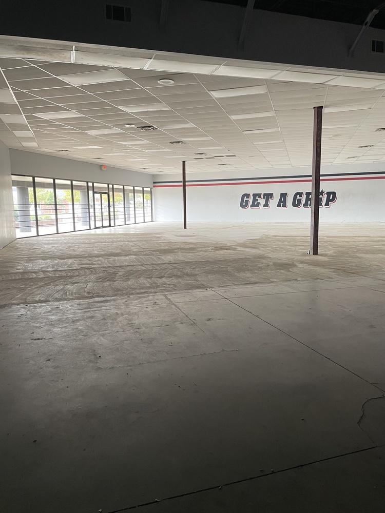 Shopping Center retail space for lease Oklahoma City, Ok interior photo3