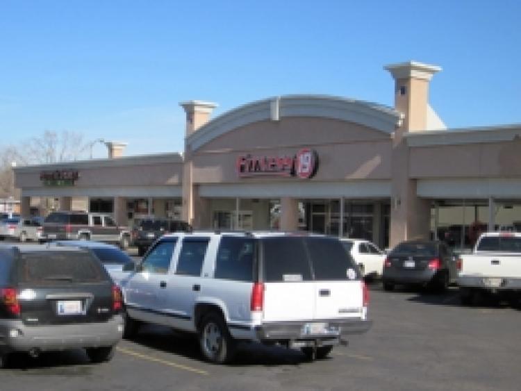 Edmond Plaza retail space for lease Edmond, OK exterior photo2