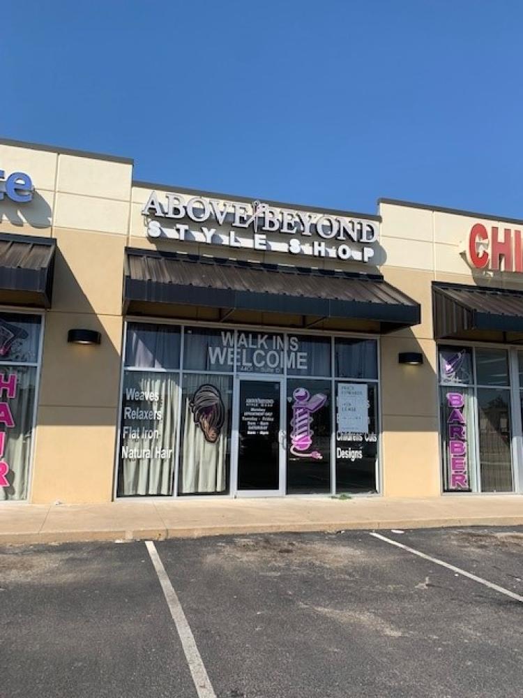 retail space for lease Warr Acres, Ok exterior space photo