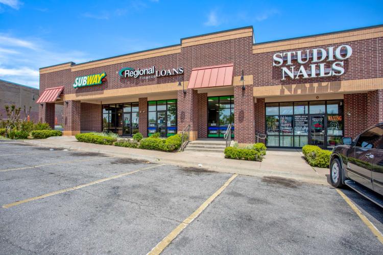 retail shopping center for investmnet sale Northwest Oklahoma City, OK
