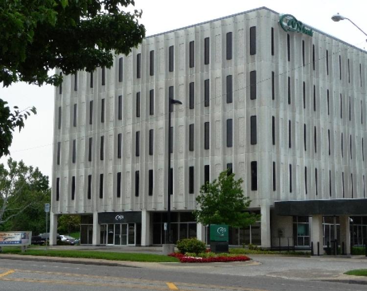 21 Lewis Plaza - For Sale