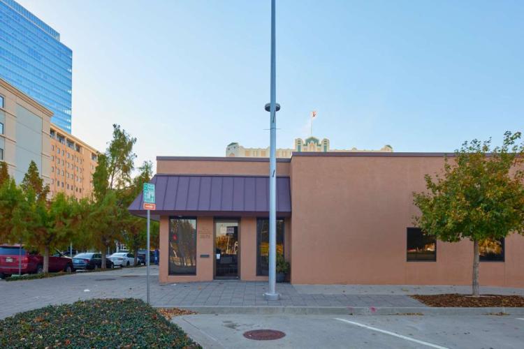 Office | Retail Building For Sale on Colcord Drive, Oklahoma City, Ok exterior photo3