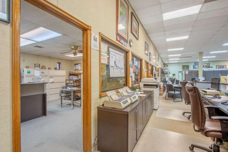 Available to Purchase retail building, Oklahoma City, OK interior photo