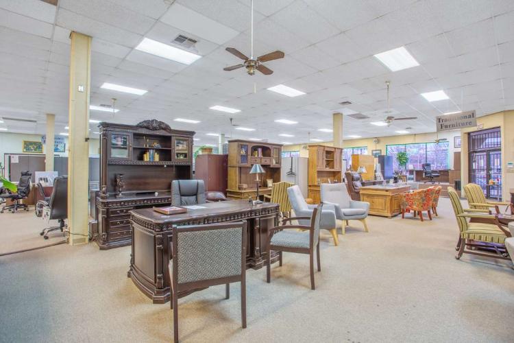 Available to Purchase retail building, Oklahoma City, OK interior photo