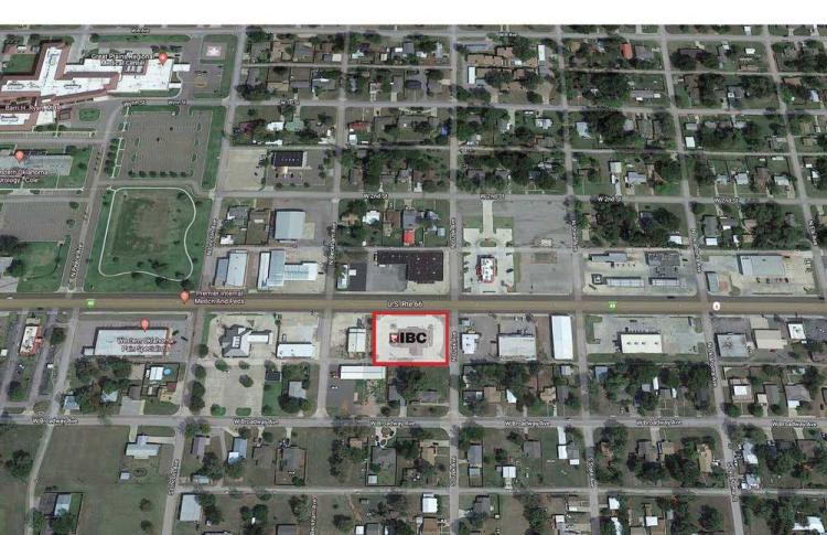 Occupied retaill building for Sale - Elk city, Ok aerial