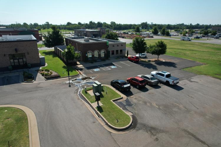 retail/office property for sale Edmond, OK exterior photo