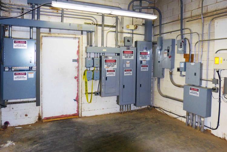 Industrial Space for Sale - 101 N Ann Arbor