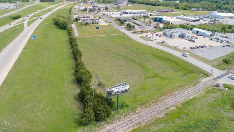 retail land for sale Ardmore, OK aerial
