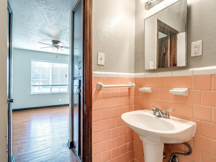 Vintage Apartments