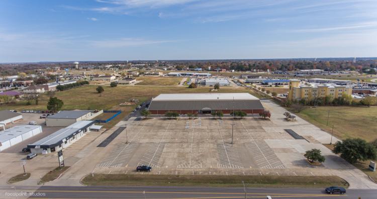 mixed use, retail, office, specialty building for sale, Durant, OK - exterior photo