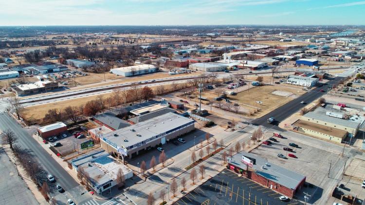 Available to Purchase retail building, Oklahoma City, OK aerial