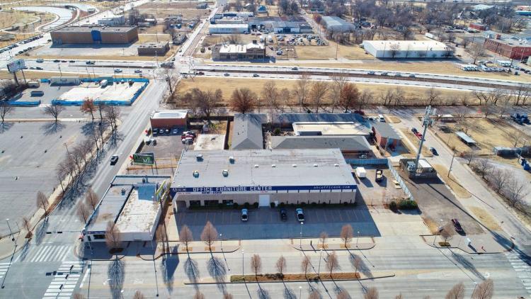 Available to Purchase retail building, Oklahoma City, OK aerial