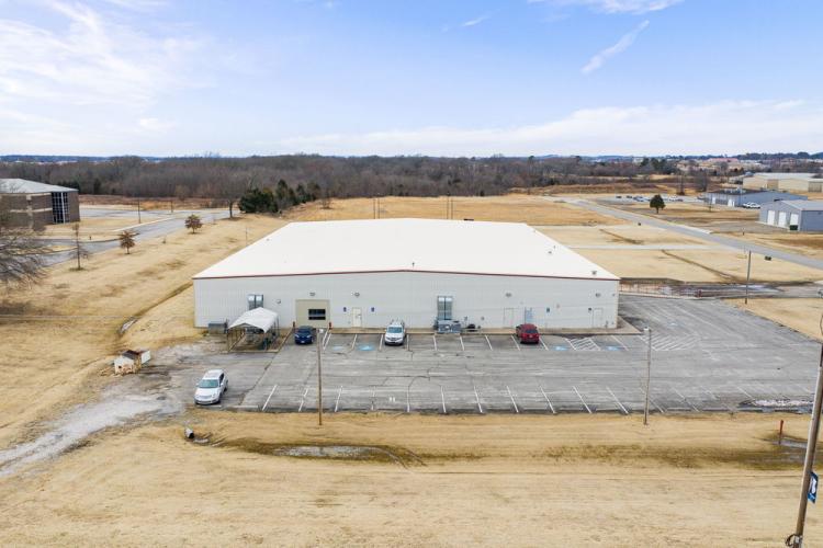 fully leased office/industrial building for sale sallisaw, OK exterior photo