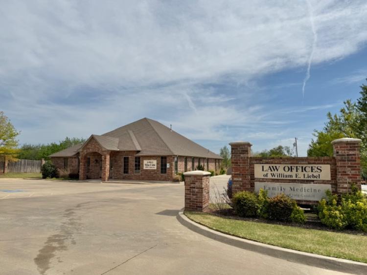 NE Oklahoma City, OK building for sale exterior photo
