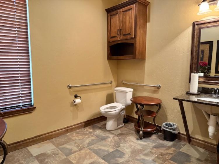 NE Oklahoma City, OK building for sale interior photo