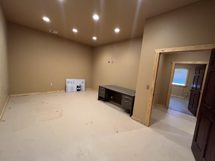 industrial property for sale Dove, OK interior photo